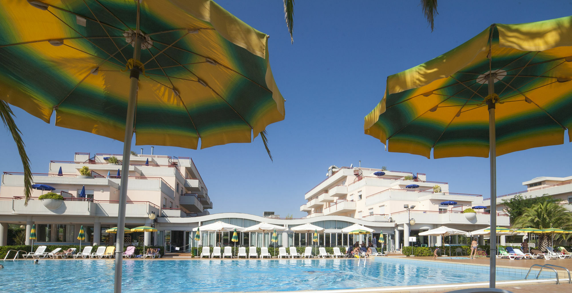 Ihr Residence Hotel Le Terrazze Grottammare Buitenkant foto